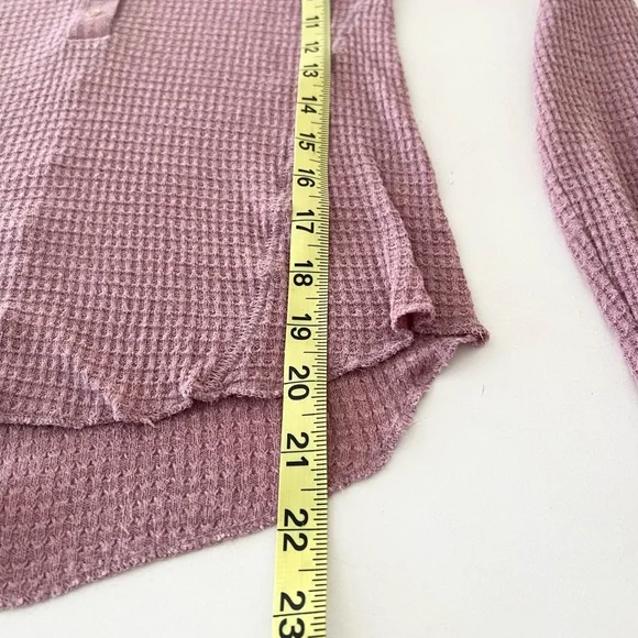 Free People Waffle Knit Henley Top Mauve Long Sleeve Boho Thermal S - Picture 7 of 9
